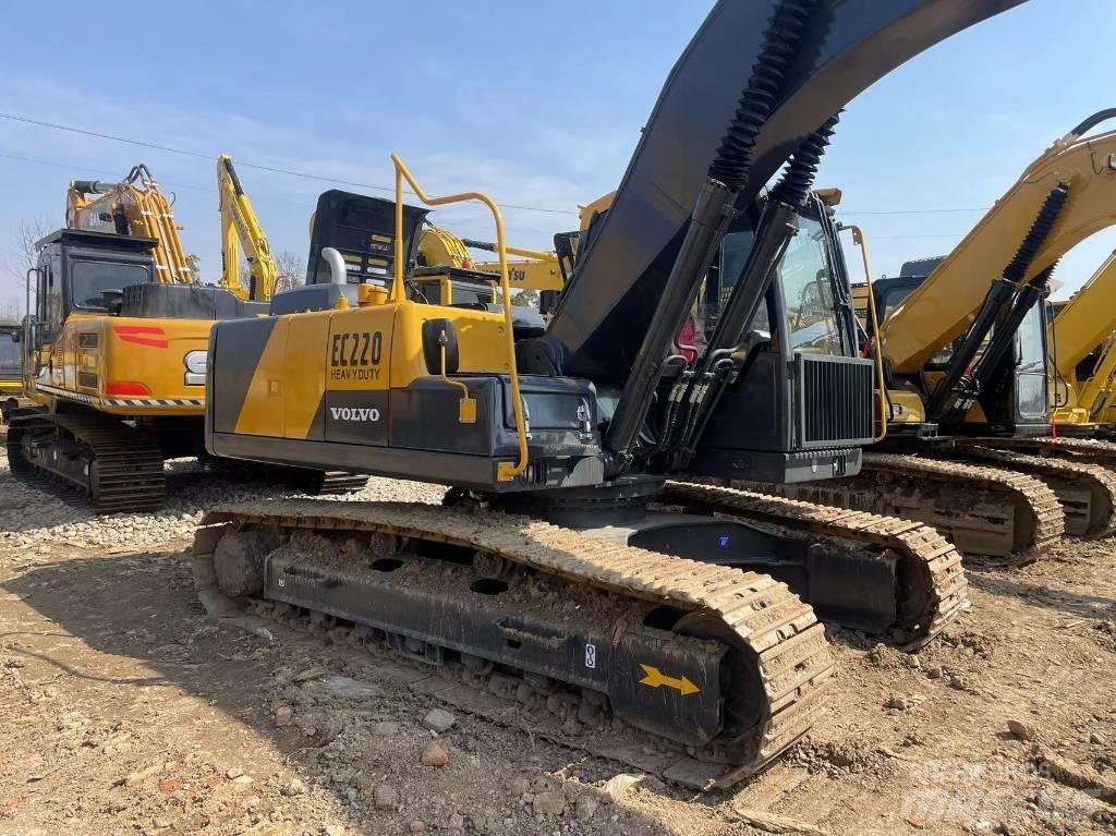 Volvo EC 220 Pásové rýpadlá