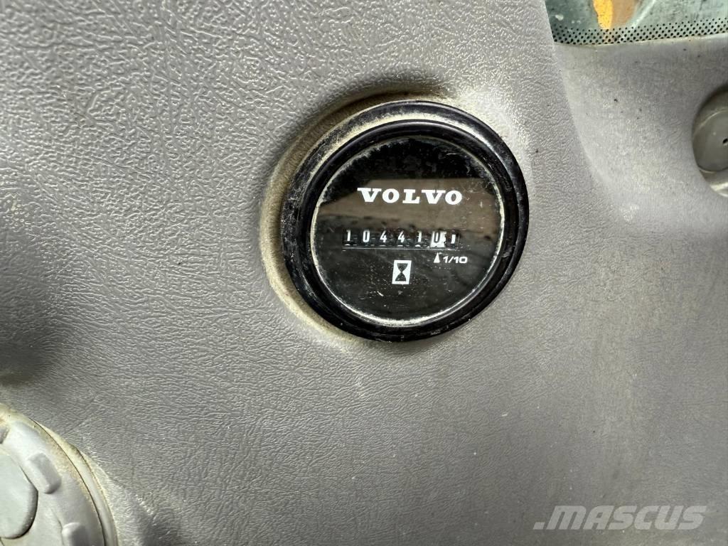 Volvo EC 480 E L Pásové rýpadlá