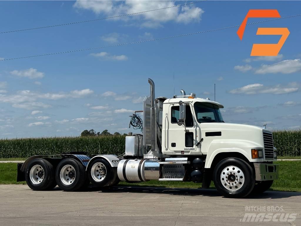 Mack Pinnacle CH613 Ťahače
