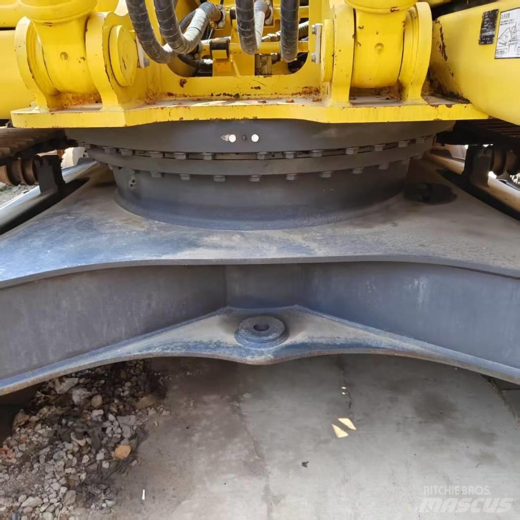 Komatsu PC 350-8 Pásové rýpadlá