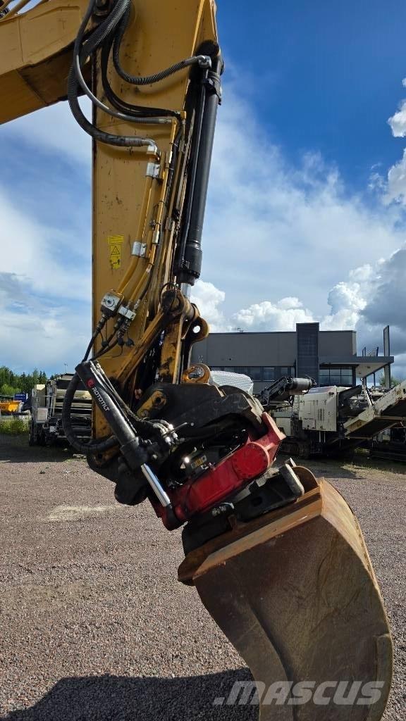 CAT 325FLCR Pásové rýpadlá