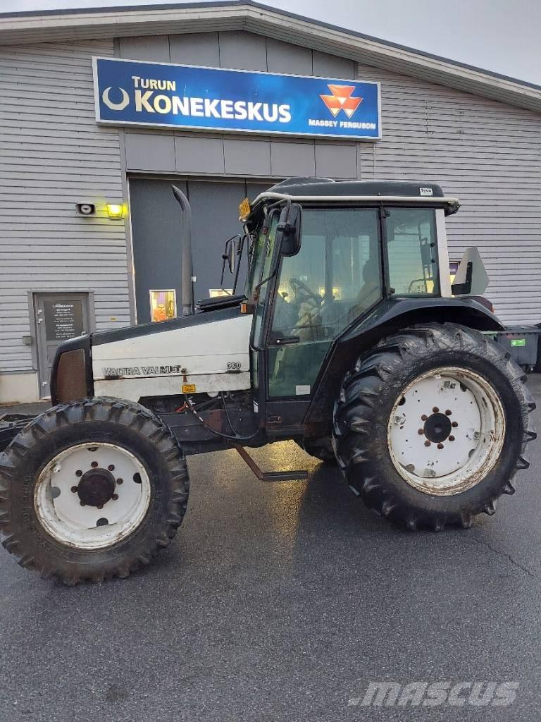 Valtra Valmet 900 Traktory