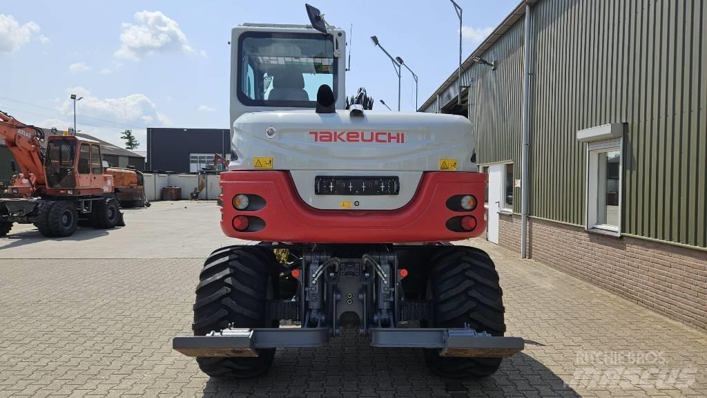 Takeuchi TB295W Kolesové rýpadlá