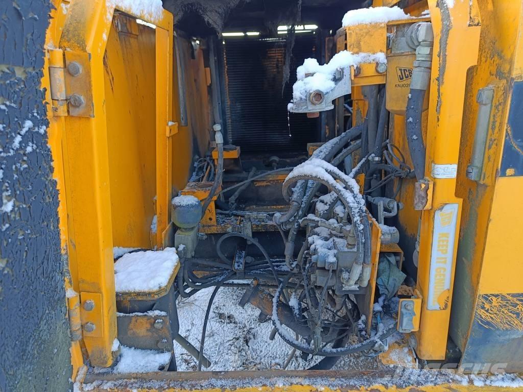 JCB JS 180 L Pásové rýpadlá