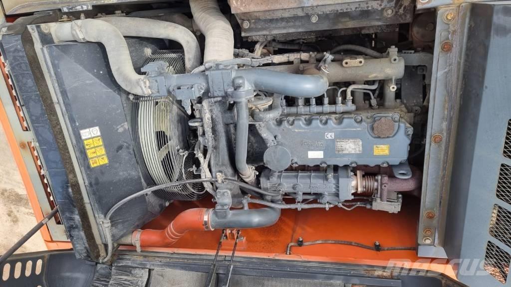 Doosan DX 255 LC-5 Pásové rýpadlá