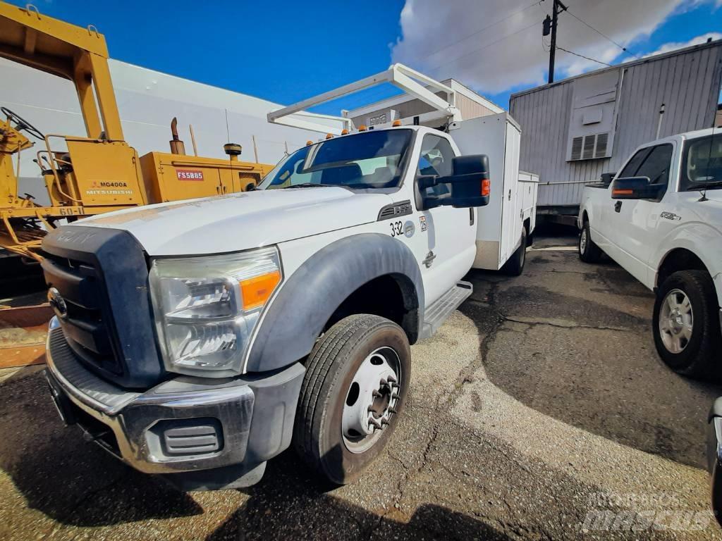 Ford F 550 Nakladacia/sklápacia bočnica