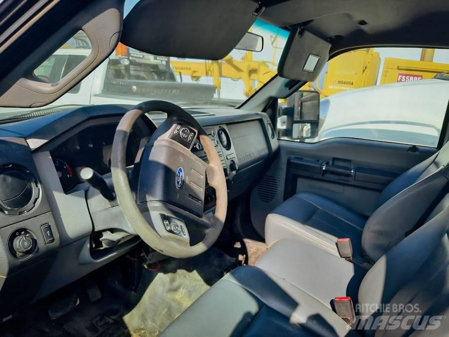 Ford F 550 Nakladacia/sklápacia bočnica