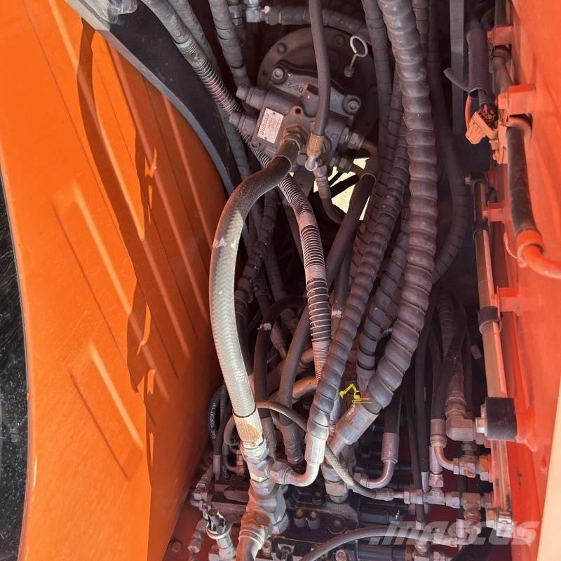 CAT 75-9c Pásové rýpadlá