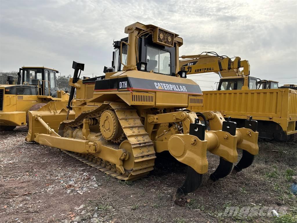 CAT D 7 H Pásové dozéry