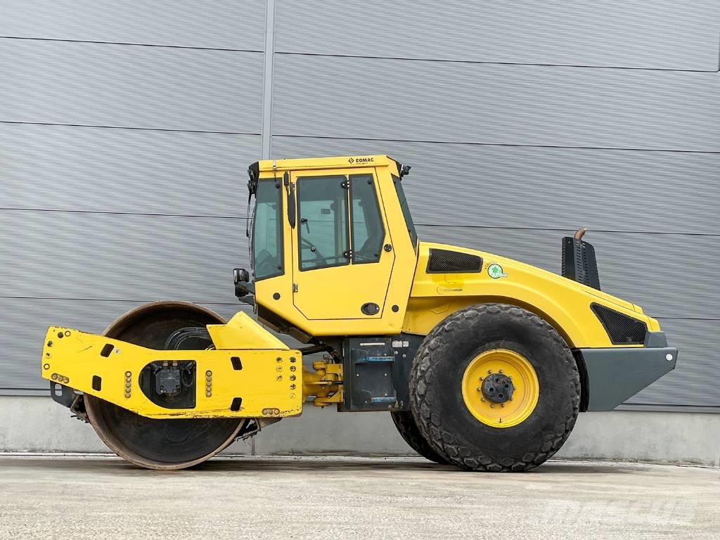 Bomag BW 213 DH-4i Ťahačové valce