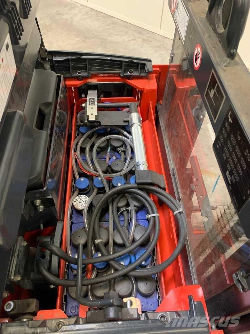 Linde D10 Samohybné vozíky