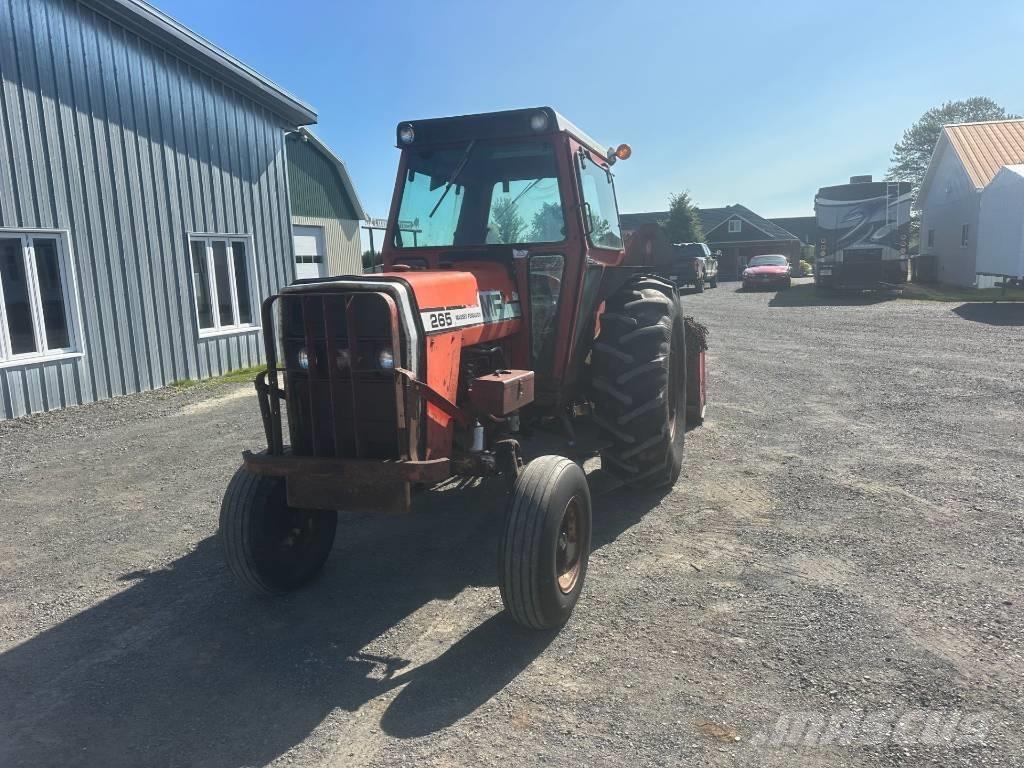 Massey Ferguson 265 Traktory