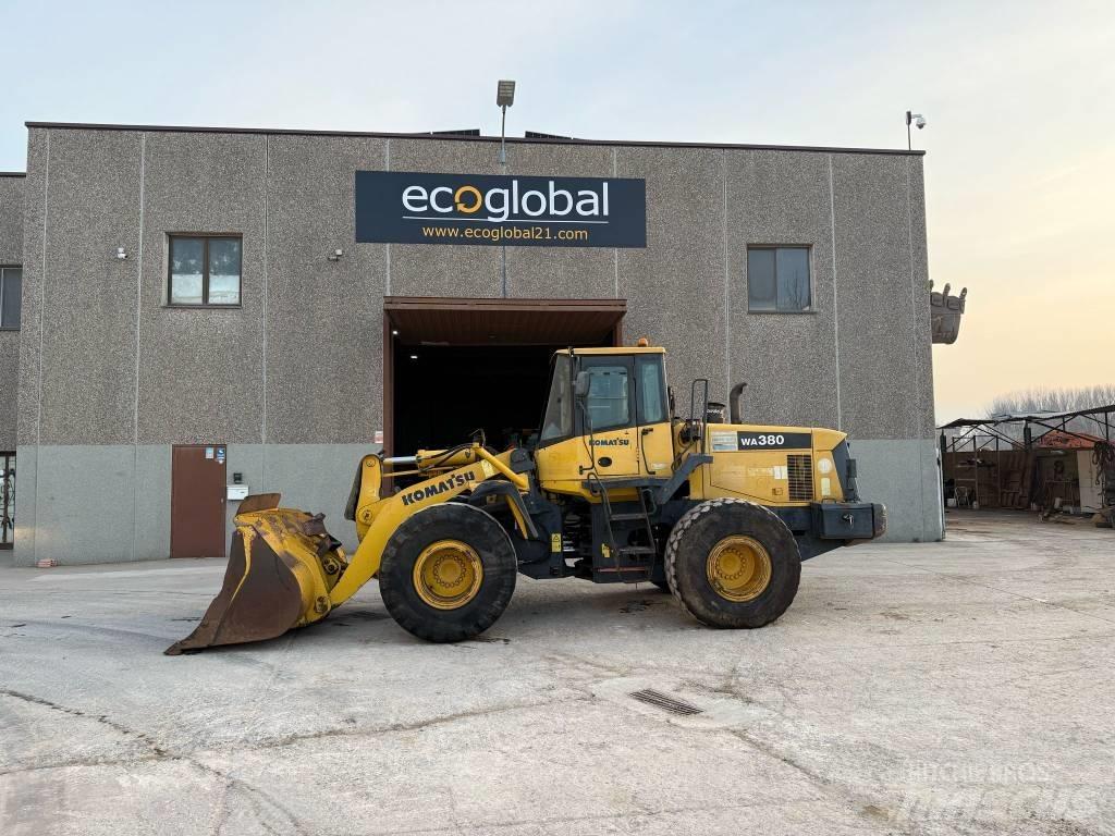 Komatsu WA 380-5H Kolesové nakladače