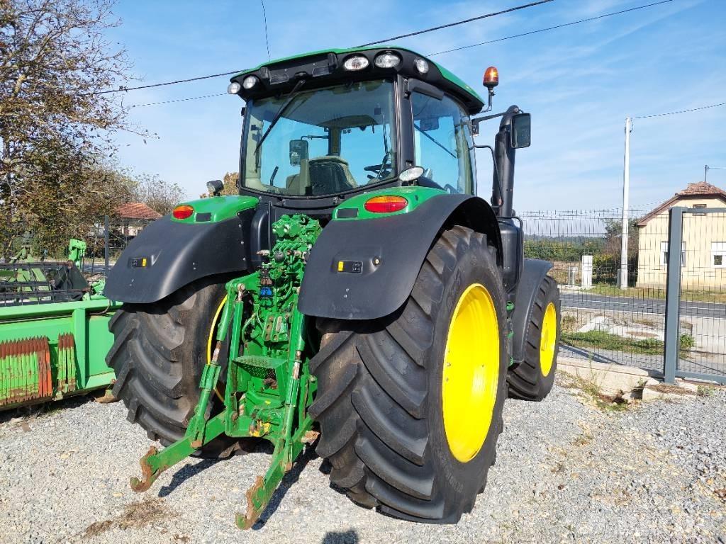 John Deere 6195R Traktory