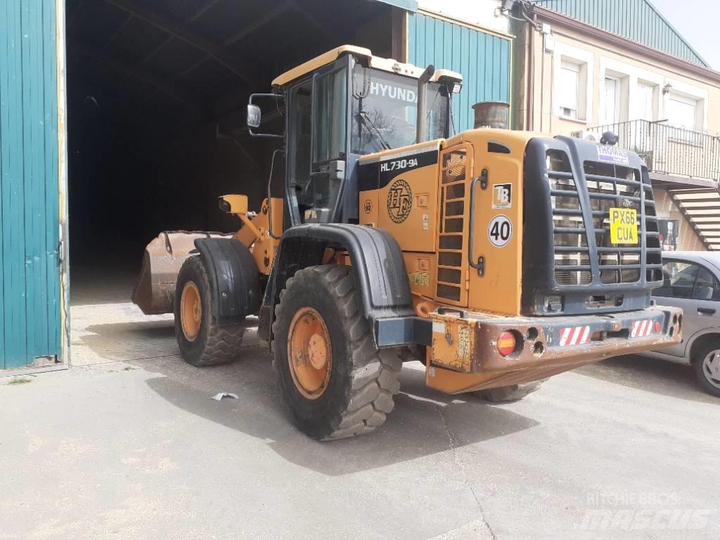 Hyundai HL 730-9 A Kolesové nakladače