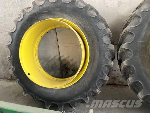 BKT 520/85R46 Pneumatiky, kolesá a ráfiky