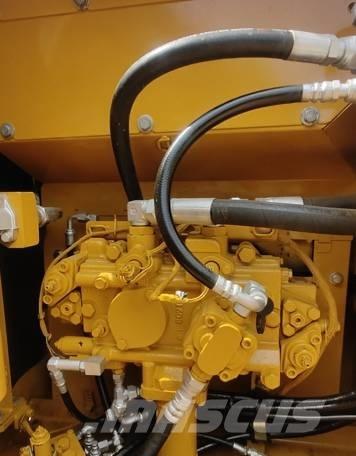 CAT 315D Pásové rýpadlá
