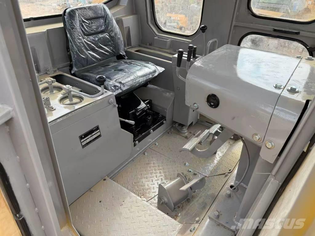 CAT D7G Pásové dozéry