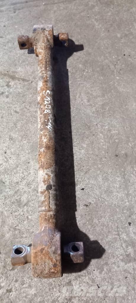 Scania 94 D.    1399180 Podvozky a zavesenie kolies