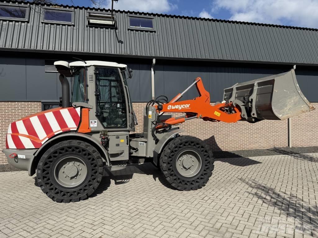 Weycor AR 560 Kolesové nakladače