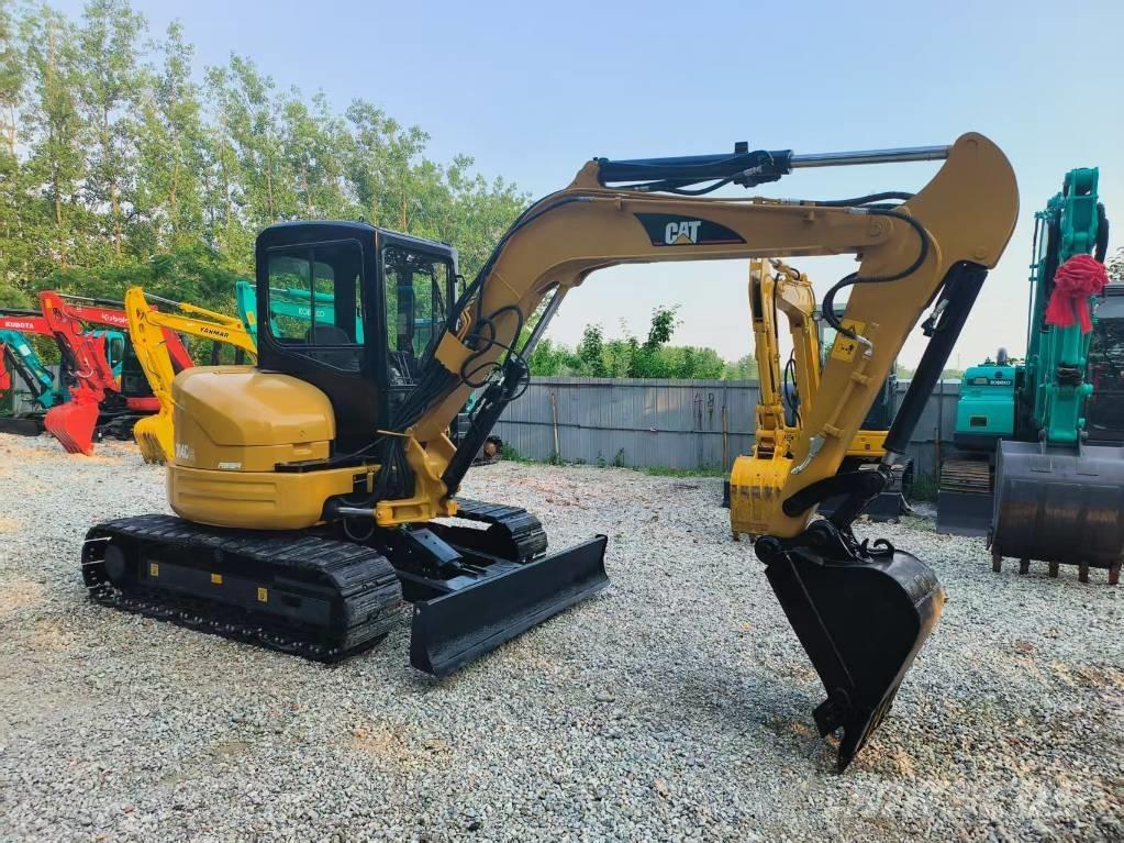 CAT 304 CR Mini rýpadlá < 7t