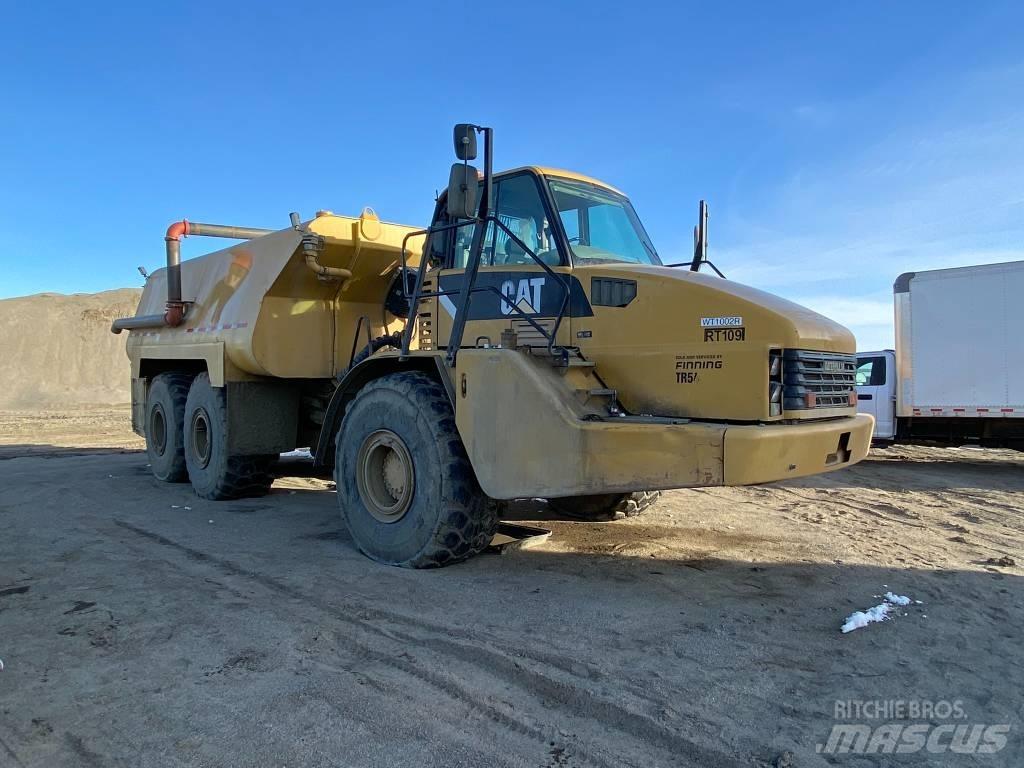 CAT 740 B Kĺbové nákladné autá