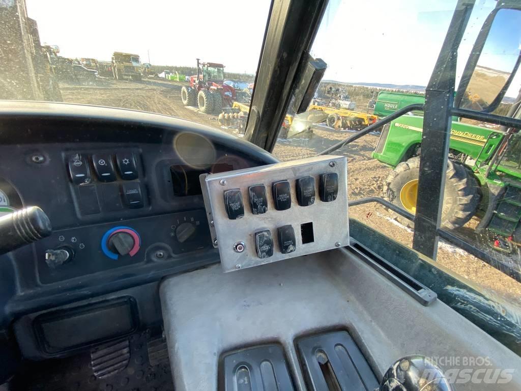 CAT 740 B Kĺbové nákladné autá