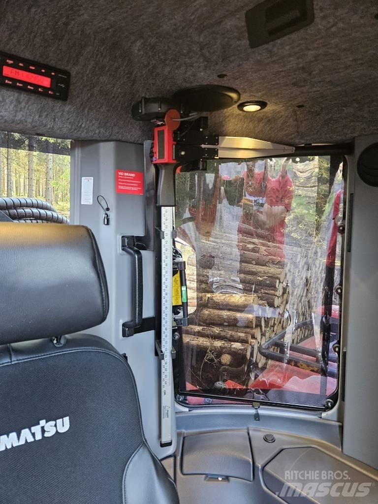 Komatsu 951 Harvestory