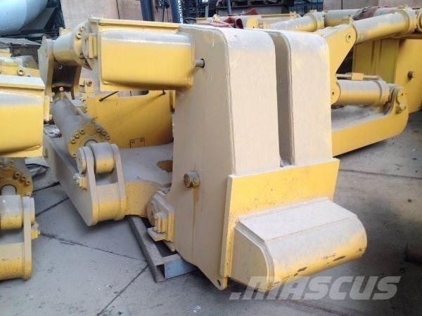 CAT D8K RIPPER Stavebníctvo - ostatné