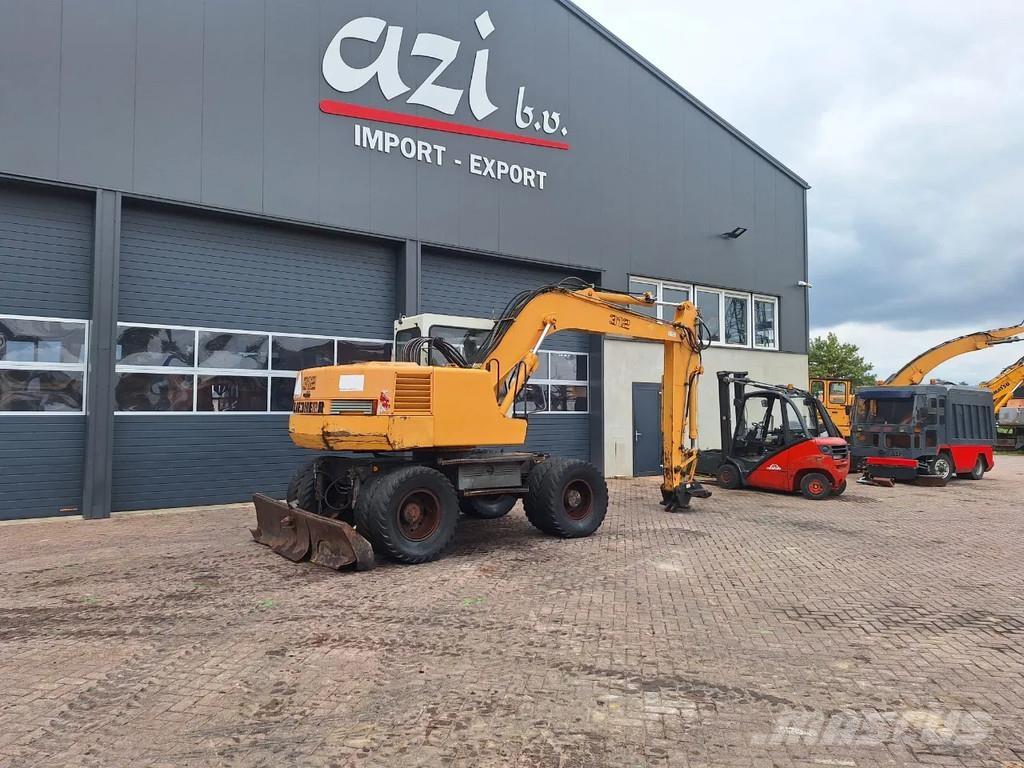 Liebherr A312 Kolesové rýpadlá