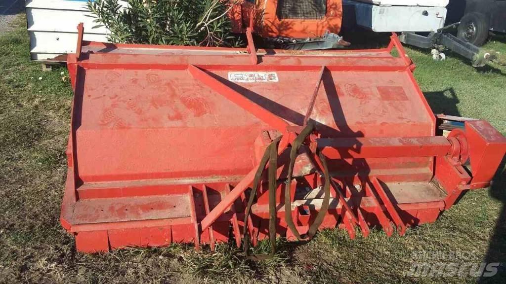 Amazone 2 μετρα Žacie stroje