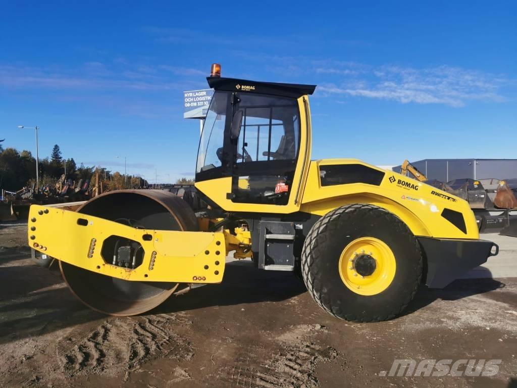 Bomag BW213D-5 Ťahačové valce