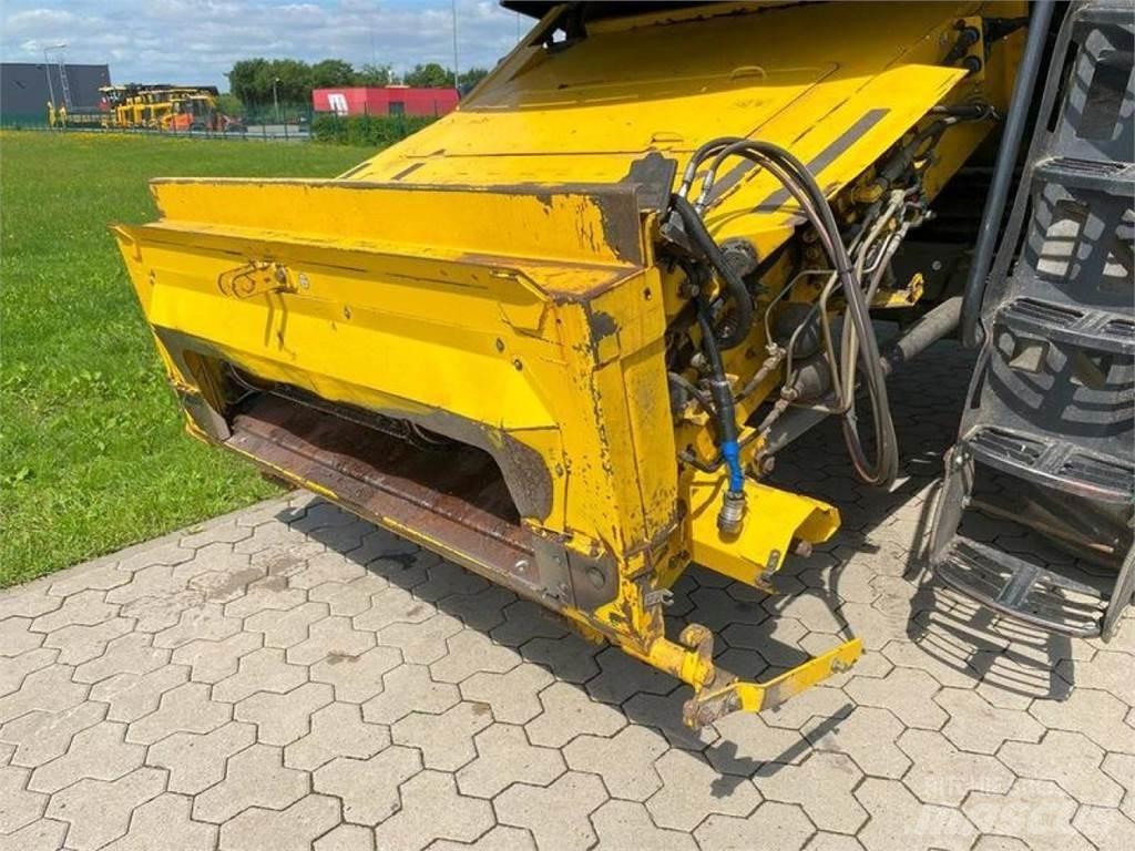 New Holland CX 880 Kombinované zberacie stroje