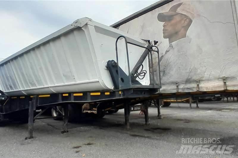 Afrit SIDE TIPPER Ďalšie prívesy