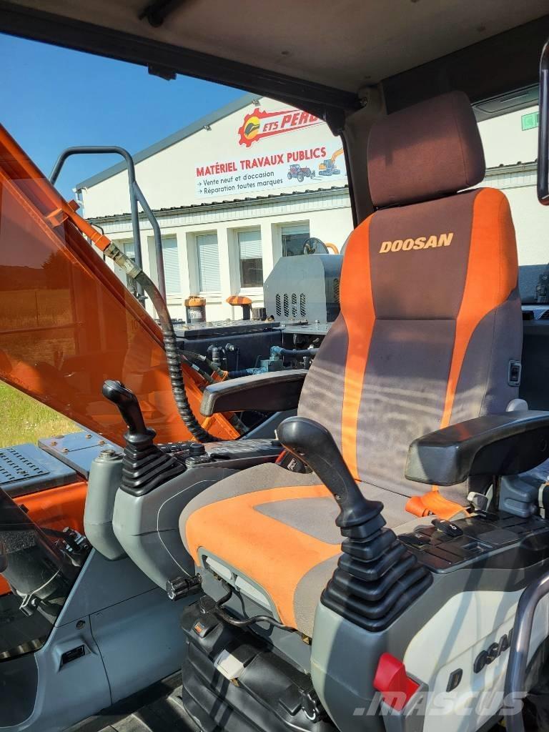 Doosan DX 140 LC-5 Pásové rýpadlá
