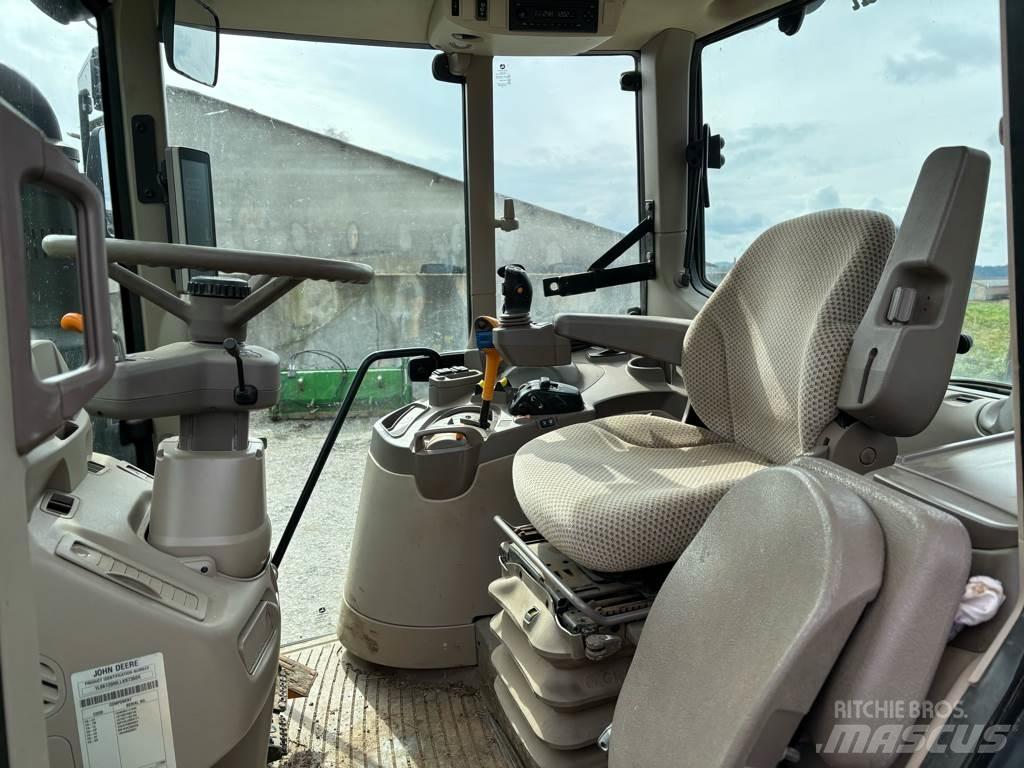 John Deere 6120M Traktory