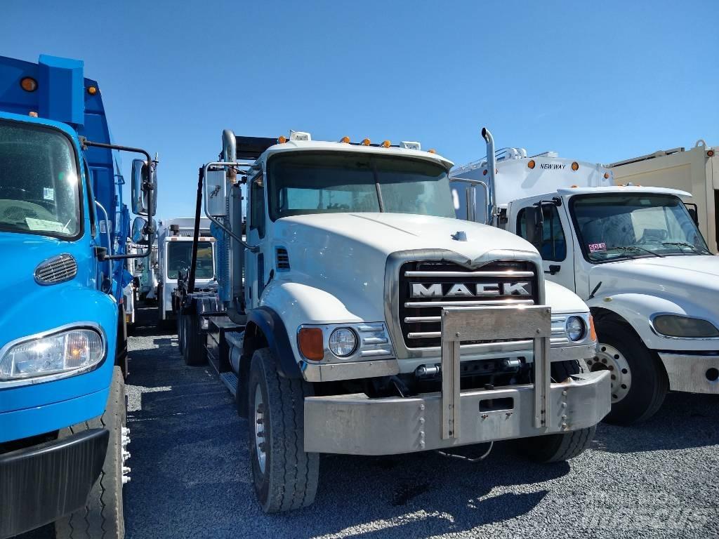 Mack GRANITE CV713 Smetiarske vozidlá