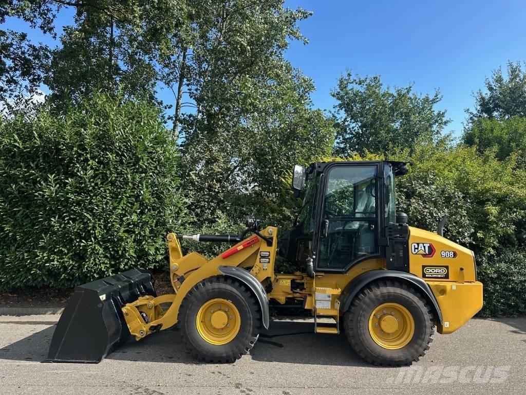 CAT 908 Kolesové nakladače