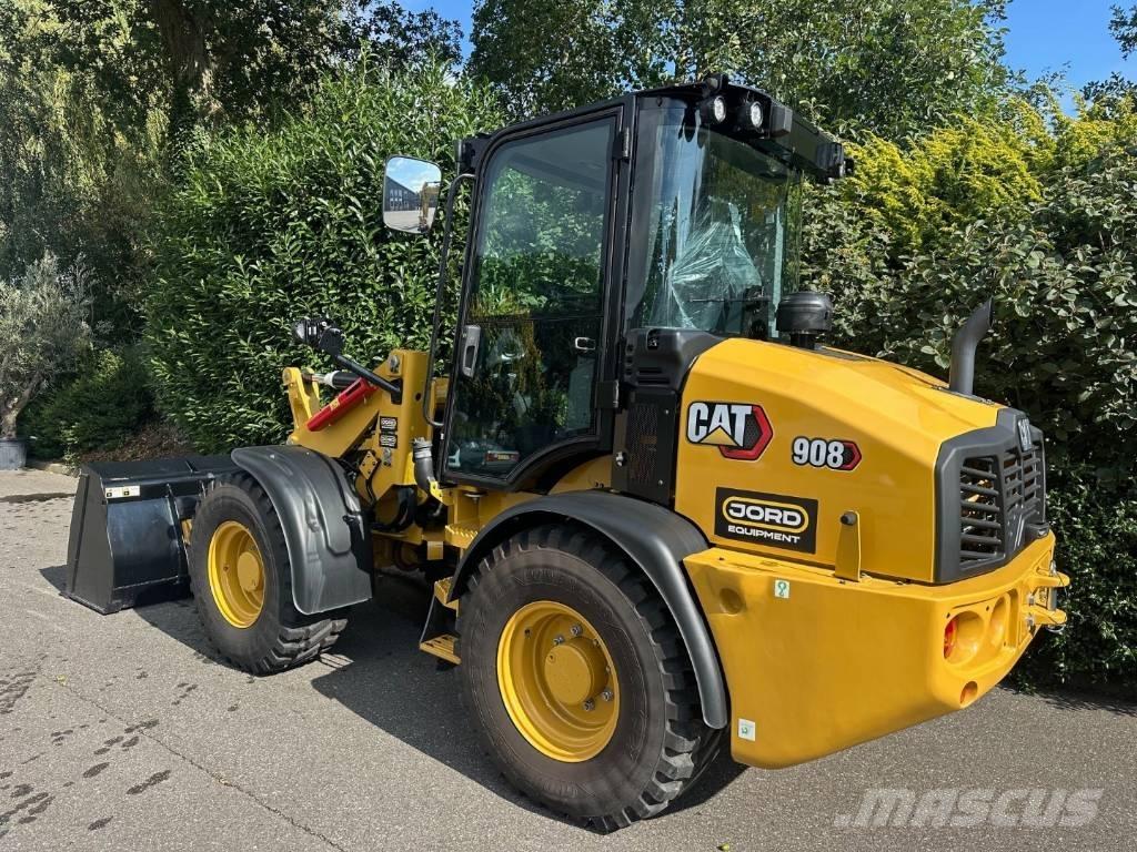 CAT 908 Kolesové nakladače