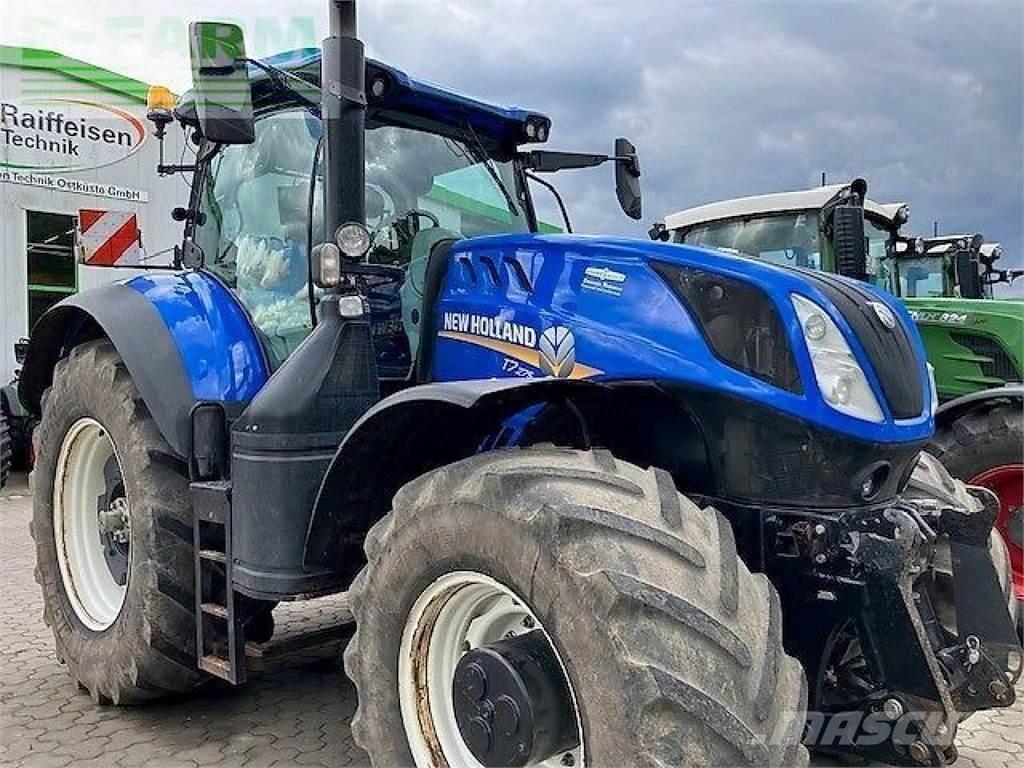 New Holland t7.275 Traktory