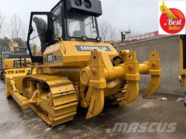 CAT D 7 G Pásové dozéry
