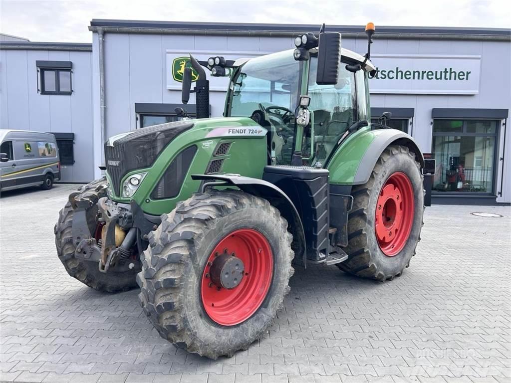 Fendt 724 Vario Traktory