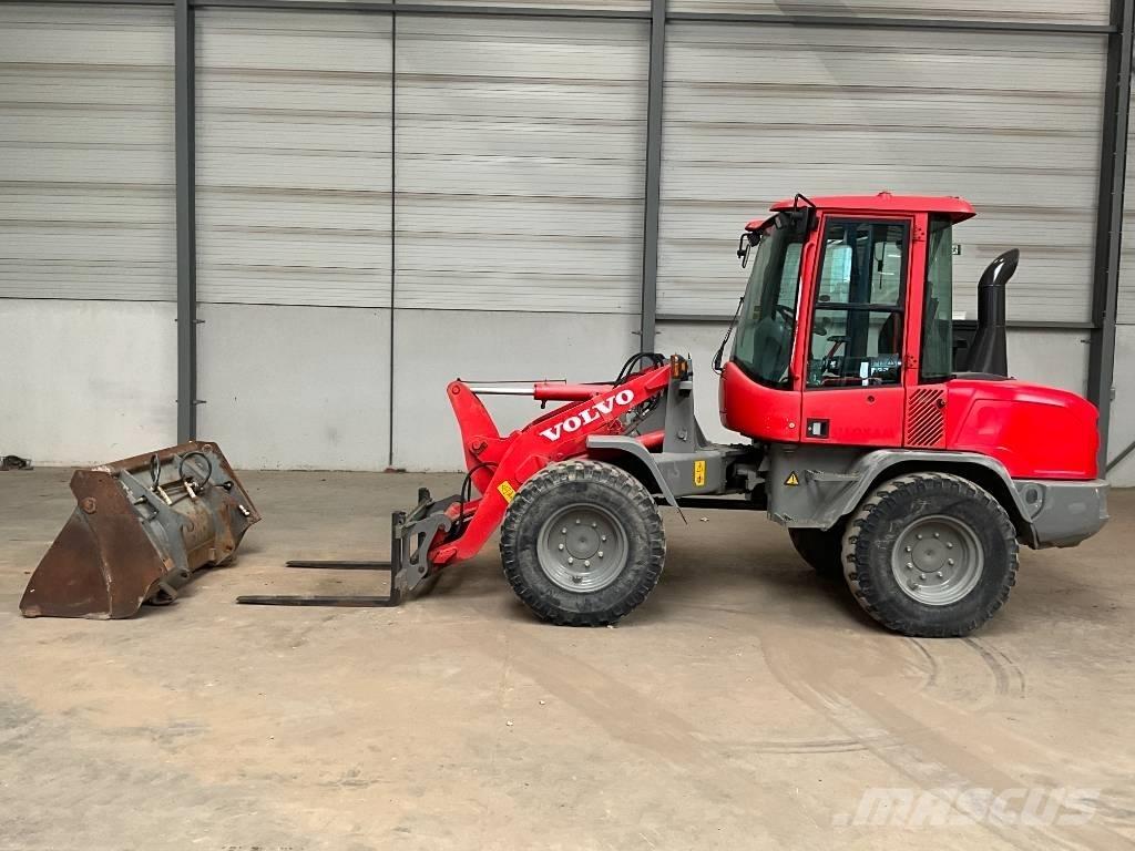 Volvo L 30 G Kolesové nakladače