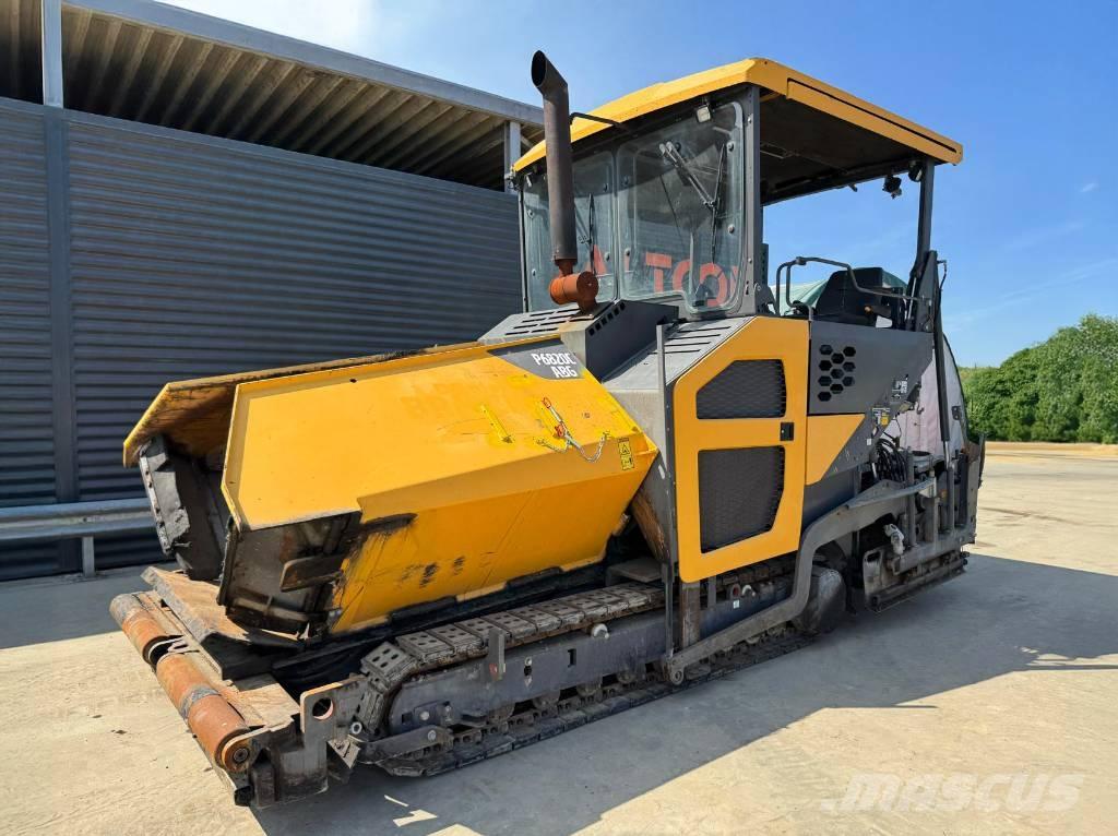 Volvo P 6820C Finišéry