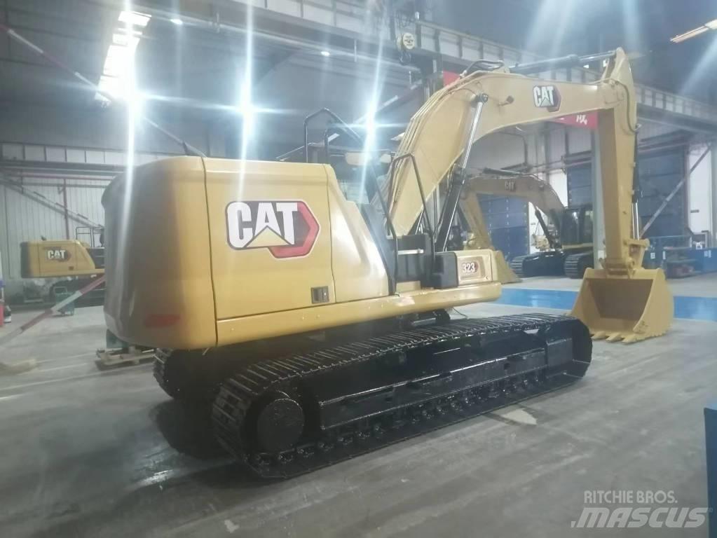 CAT 323 Pásové rýpadlá