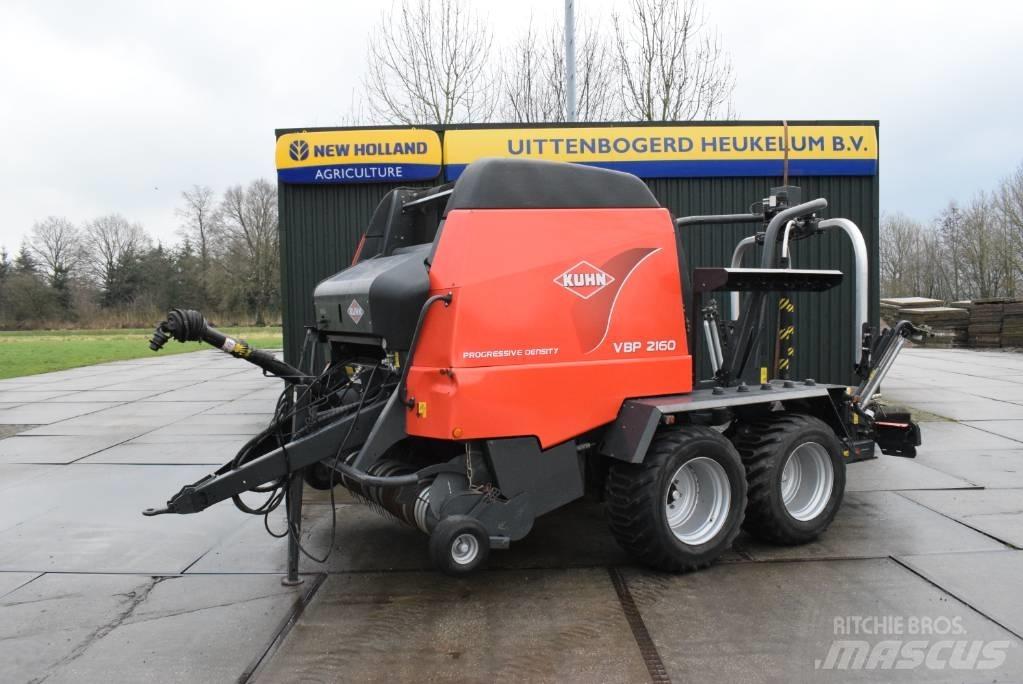Kuhn VBP 2160 Lisy na okrúhle balíky