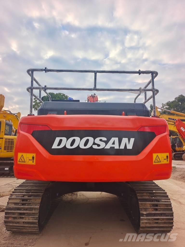 Doosan DX 225 LC-9C Pásové rýpadlá
