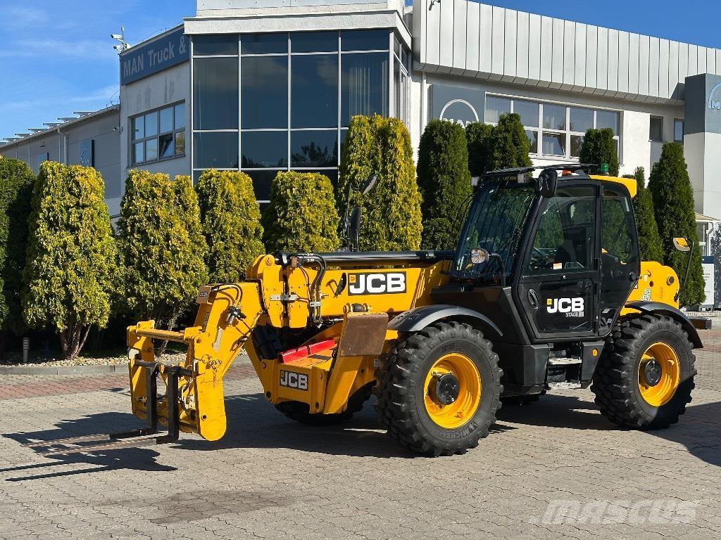 JCB 540-140 Teleskopické manipulátory