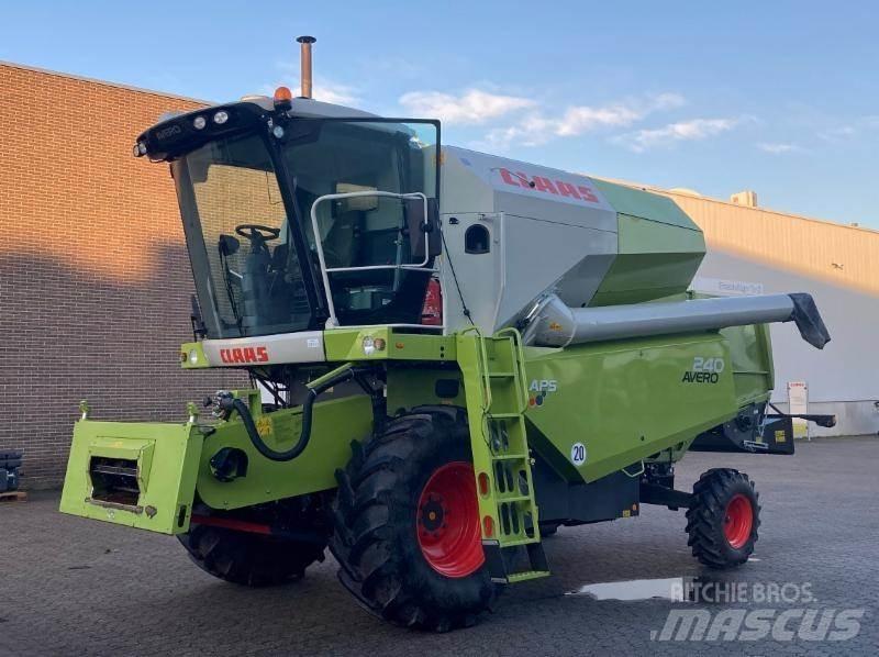 CLAAS AVERO 240 Kombinované zberacie stroje
