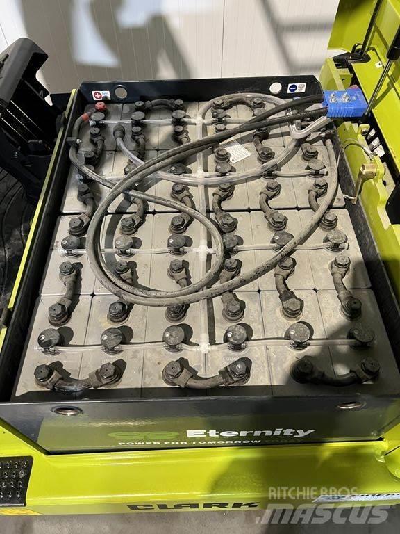 Clark GTX18 Akumulátorové vozíky